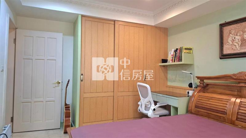 太子花博NO2大器裝潢双車墅房屋室內格局與周邊環境
