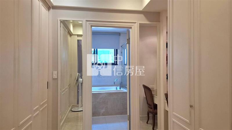 太子花博NO2大器裝潢双車墅房屋室內格局與周邊環境