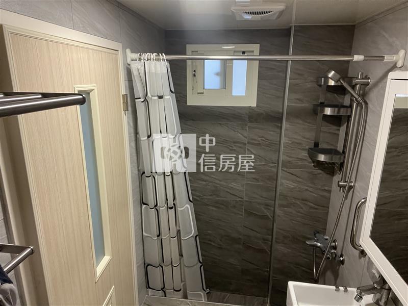 中原電梯獨立套房房屋室內格局與周邊環境