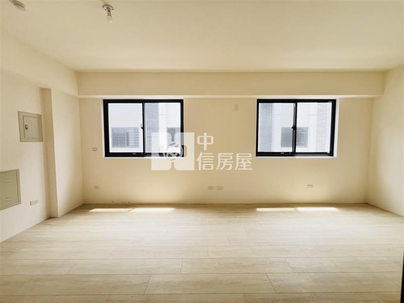 鑫聖中信-格林小鎮全新雙車位透天房屋室內格局與周邊環境
