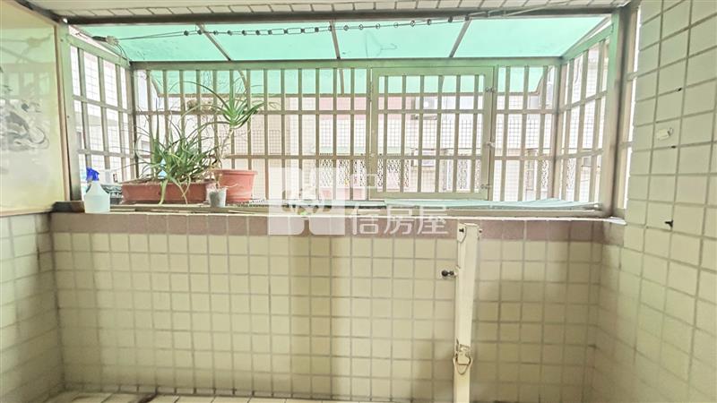 工學商圈3房車位廣三大帝國房屋室內格局與周邊環境