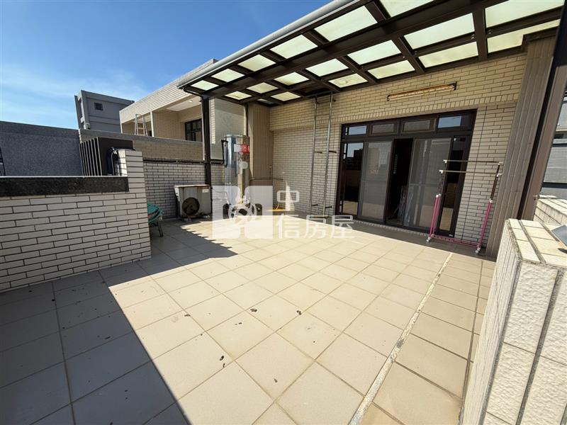 觀音草漯市區電梯透天房屋室內格局與周邊環境