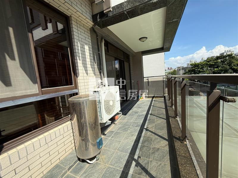 觀音草漯市區電梯透天房屋室內格局與周邊環境