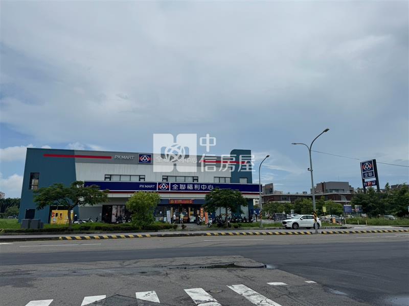 新東區好市多豪宅建地房屋室內格局與周邊環境
