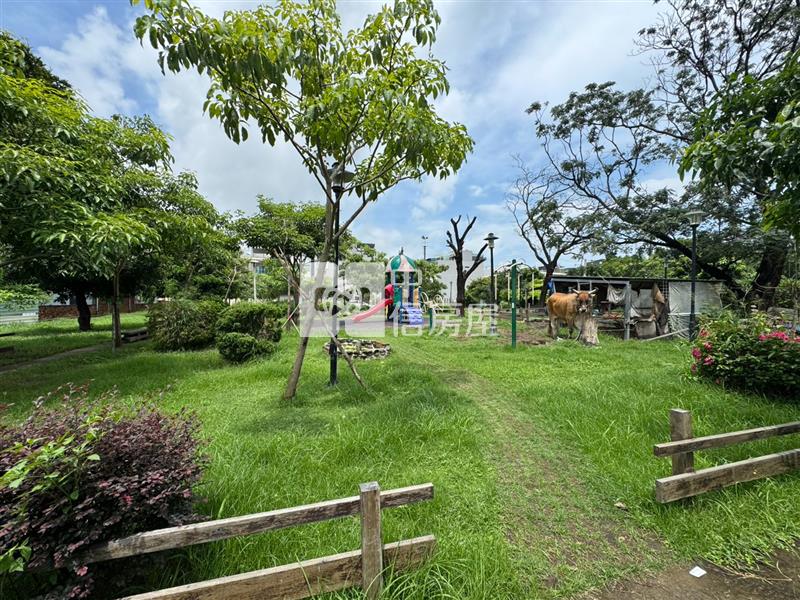 新東區好市多豪宅建地房屋室內格局與周邊環境