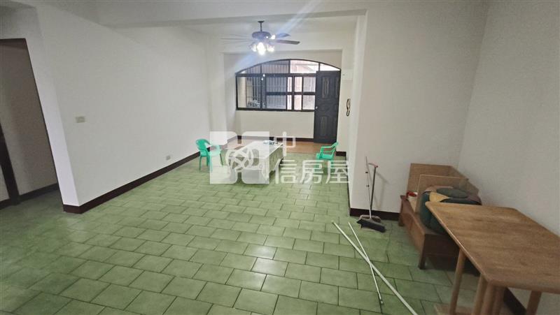 中壢區健身公寓三房(鐵皮加蓋)房屋室內格局與周邊環境