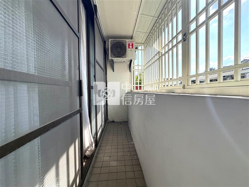 新平國小臨路透天房屋室內格局與周邊環境