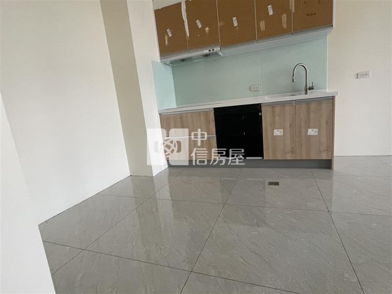 近青埔新成屋別墅房屋室內格局與周邊環境