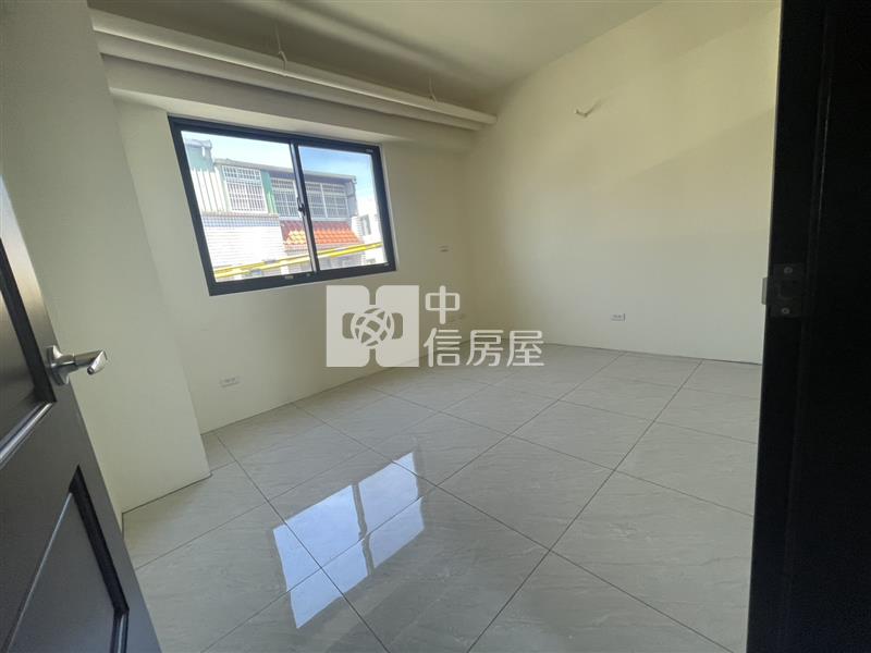 近青埔新成屋別墅房屋室內格局與周邊環境