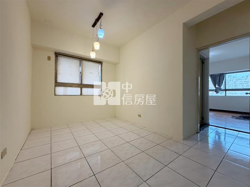 中山醫大慶商圈3+1房電梯美屋房屋室內格局與周邊環境