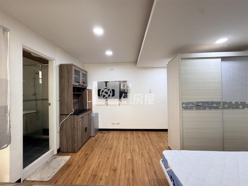 公園旁陽光景觀套房房屋室內格局與周邊環境