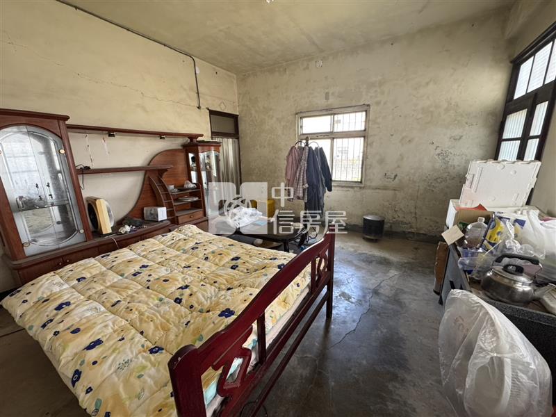 新社水井風景休閒農地附合法農舍房屋室內格局與周邊環境