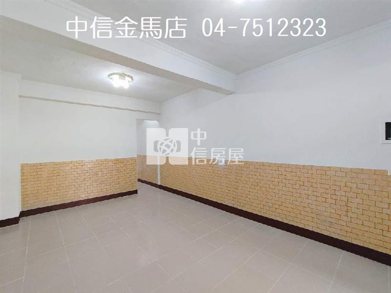 精誠中學車庫透天房屋室內格局與周邊環境