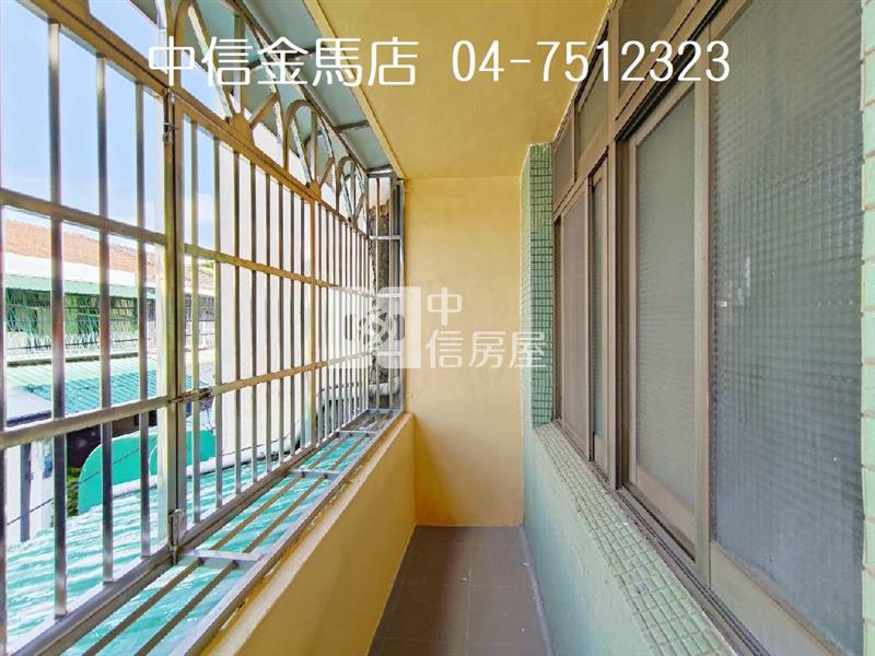精誠中學車庫透天房屋室內格局與周邊環境