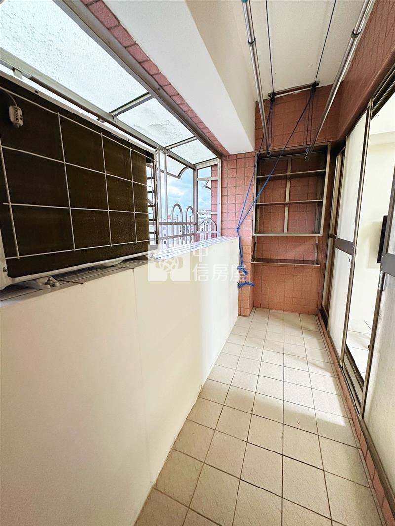 市區三房華廈房屋室內格局與周邊環境