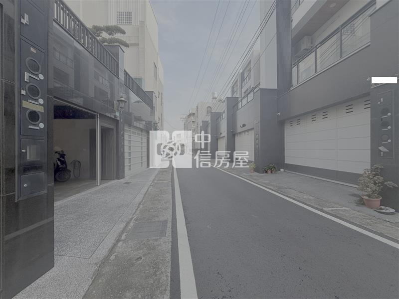 新市有裝潢3年新透天(2)房屋室內格局與周邊環境