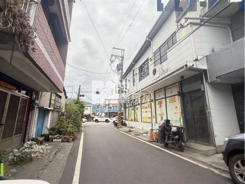 海星學區面寬透天房屋室內格局與周邊環境