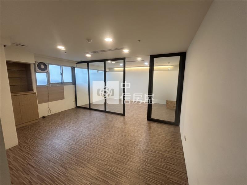桃園區桃園火車站商辦大樓房屋室內格局與周邊環境