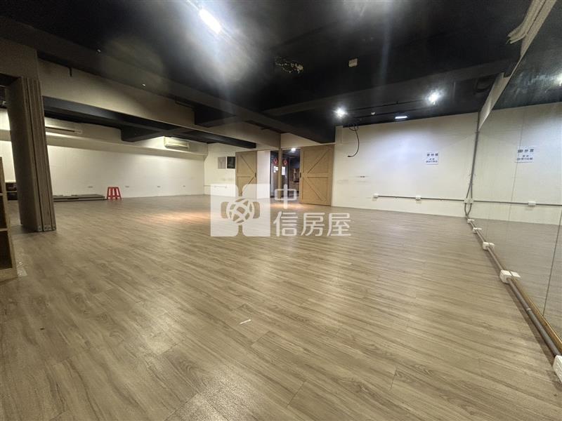 桃園區桃園火車站商辦大樓房屋室內格局與周邊環境