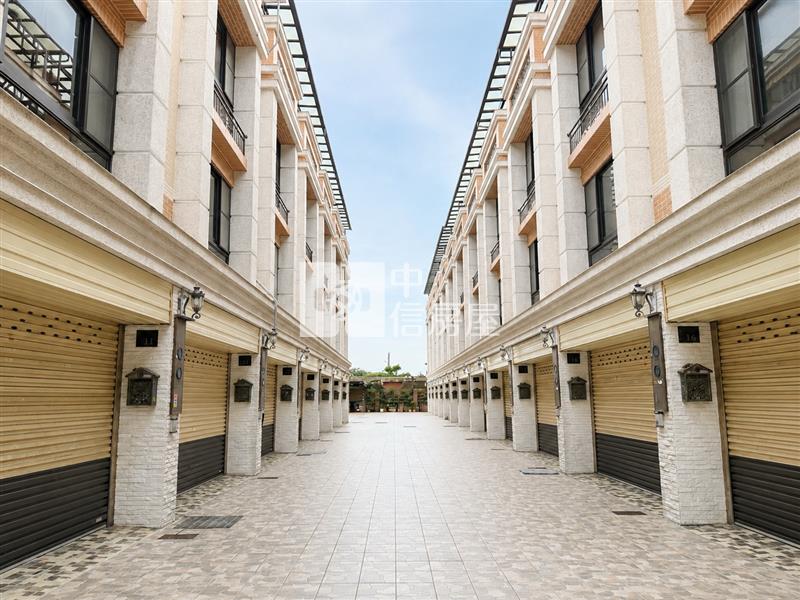 觀音近新坡市區,邊間孝親美別墅房屋室內格局與周邊環境