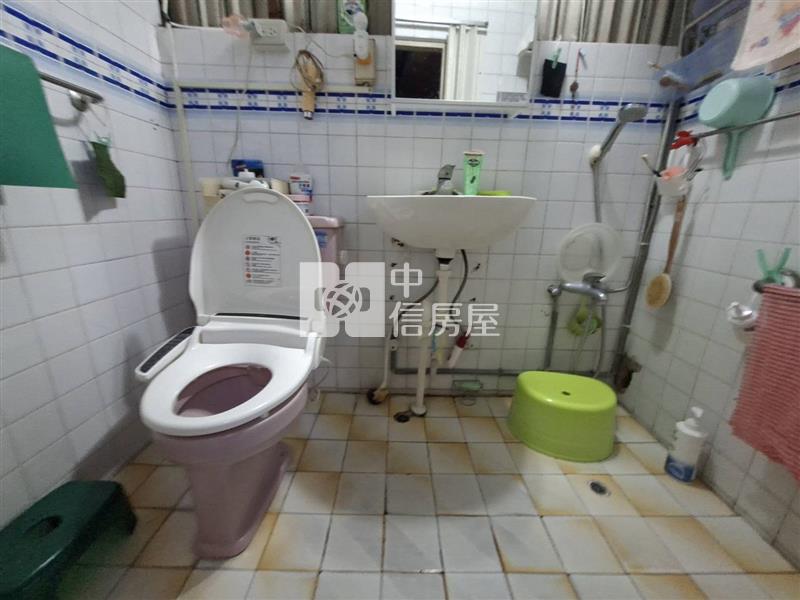 大地坪店住，空間寬敞好規劃房屋室內格局與周邊環境