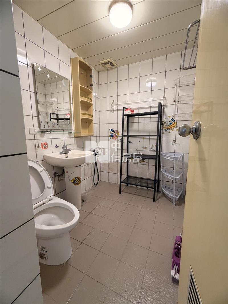內壢稀有華夏三房房屋室內格局與周邊環境
