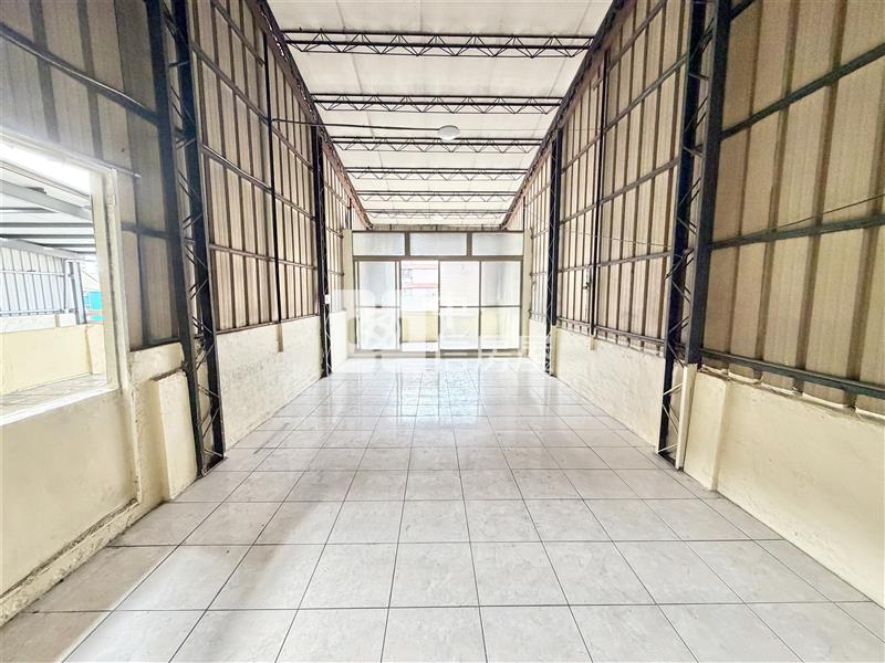 中興商圈吃市透店C房屋室內格局與周邊環境