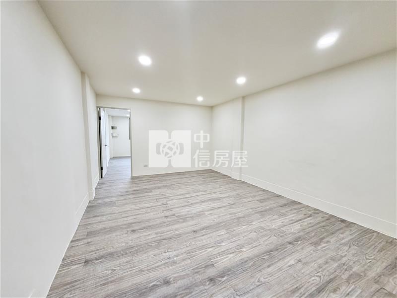 中興商圈吃市透店C房屋室內格局與周邊環境