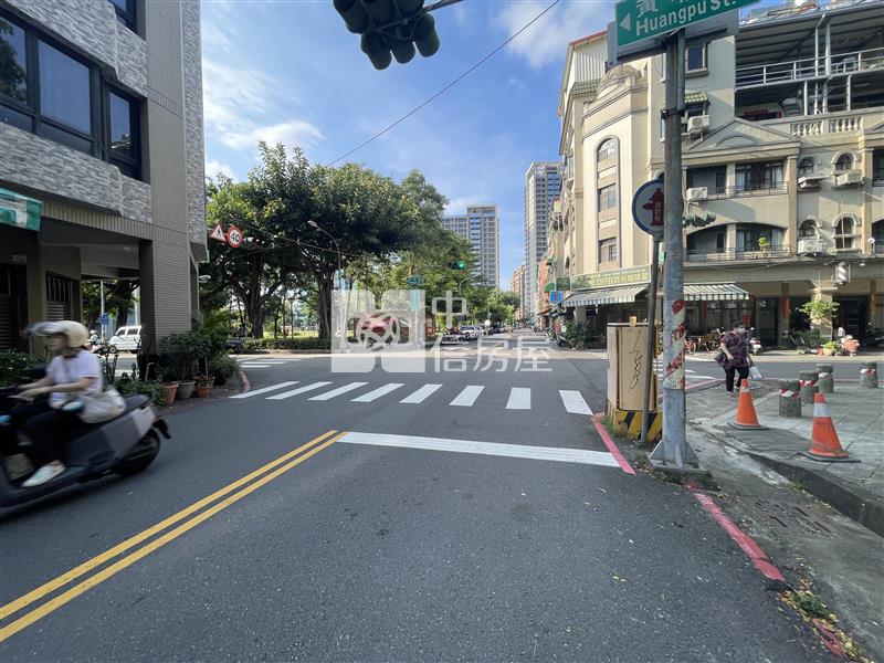 中正高工~全聯超市~優質車庫透天房屋室內格局與周邊環境