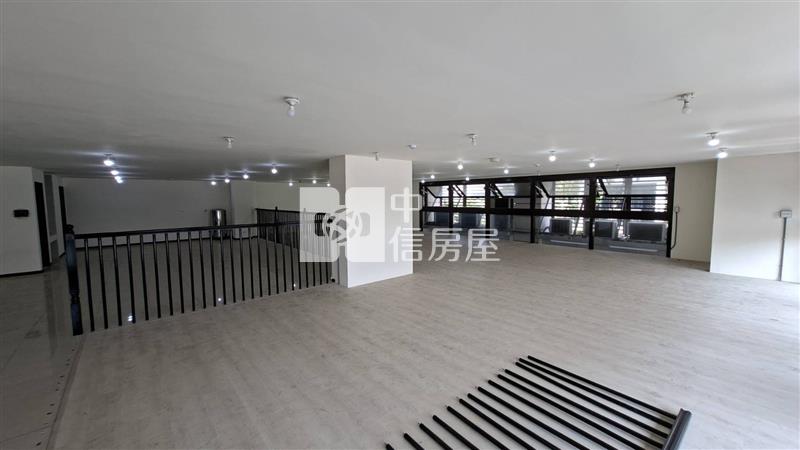 楊梅火車站鼎藏昕站轉角金店面房屋室內格局與周邊環境