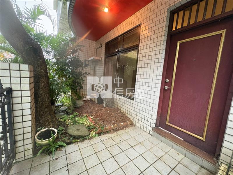 山林松境透天自有挑高車庫 II房屋室內格局與周邊環境