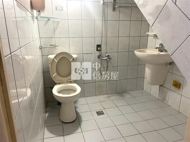 斗六溪洲國小美透天房屋室內格局與周邊環境