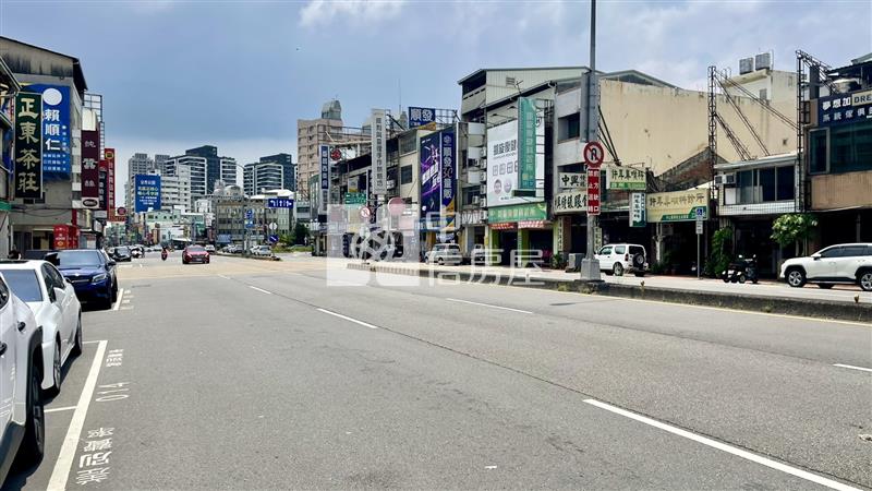 正北屯路收租金透店房屋室內格局與周邊環境