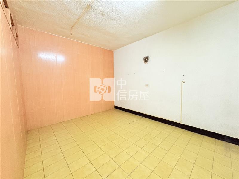 南興大坪數透天房屋室內格局與周邊環境