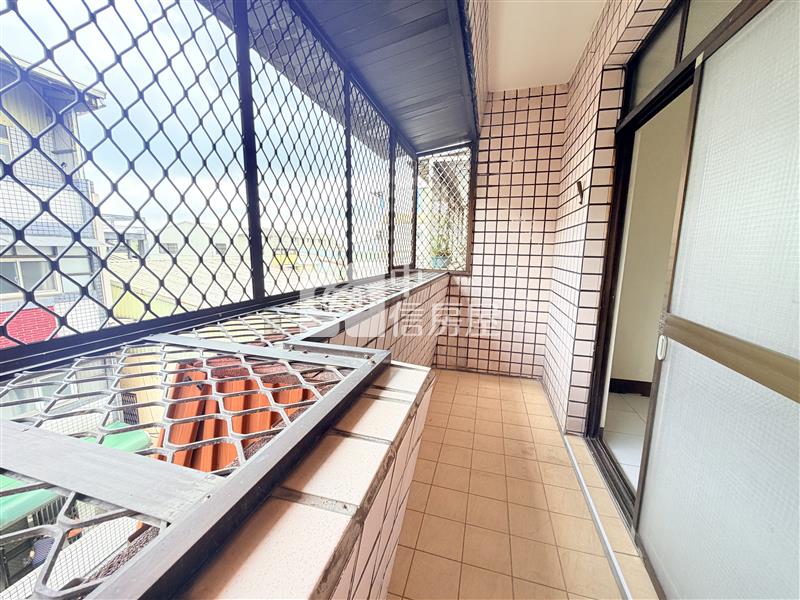 屏東縣民公園別墅房屋室內格局與周邊環境