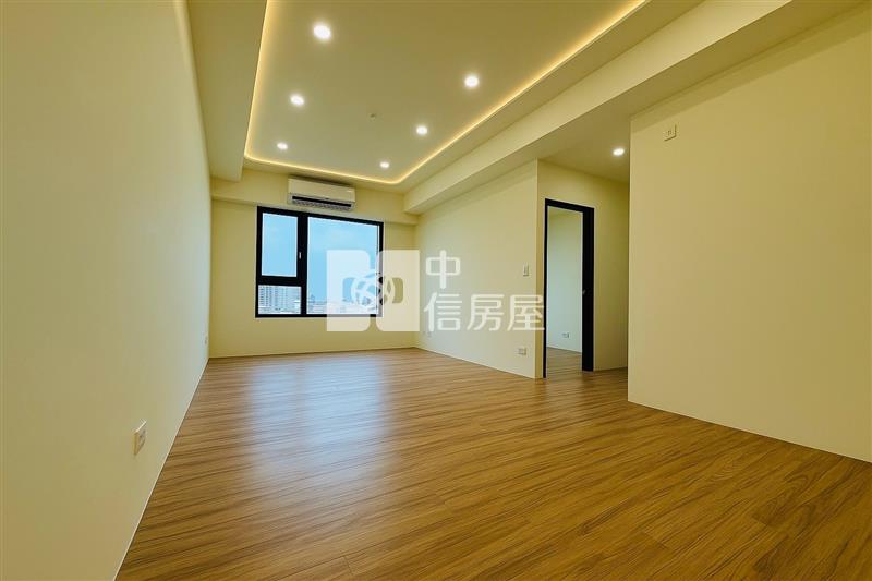 斗南合總君悅三房平車景觀大樓房屋室內格局與周邊環境