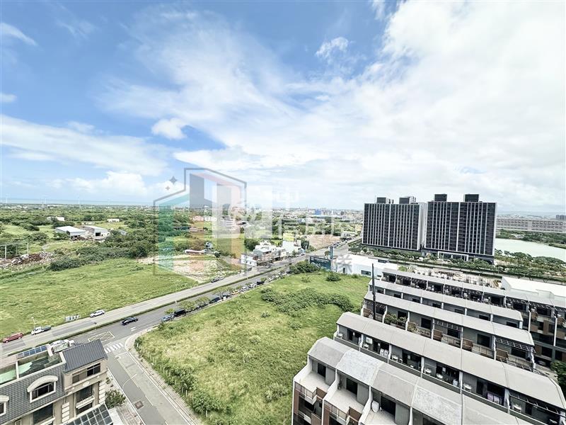 【豐禾】大園客運園區英堡日朗次頂樓景觀3房車房屋室內格局與周邊環境