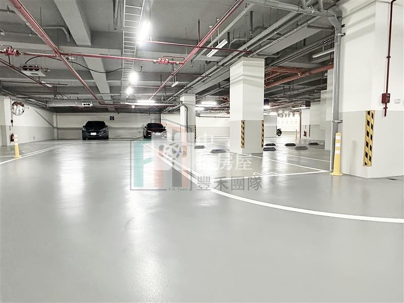 【豐禾】大園客運園區英堡日朗唯一釋出燙金店面房屋室內格局與周邊環境