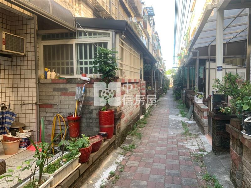 平鎮近66富貴吉祥車庫透天房屋室內格局與周邊環境