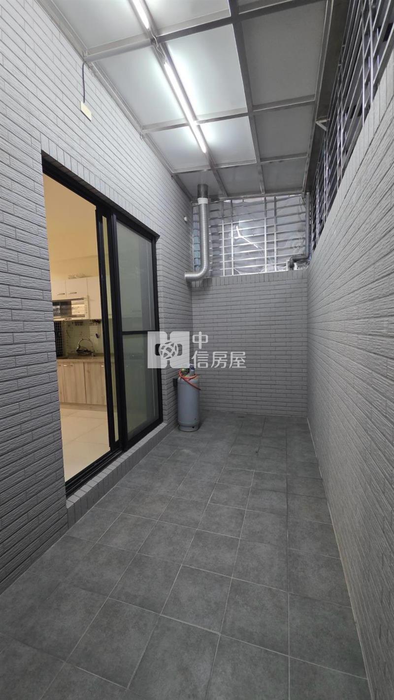 安定南安國小美墅房屋室內格局與周邊環境