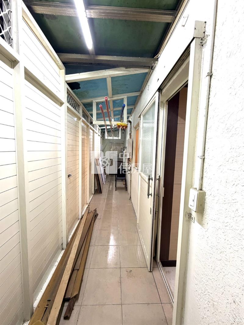 近新明國中華廈一樓3房車房屋室內格局與周邊環境