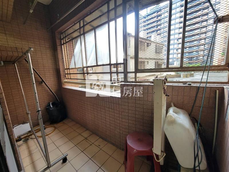 內壢大學校園低總價美三房房屋室內格局與周邊環境