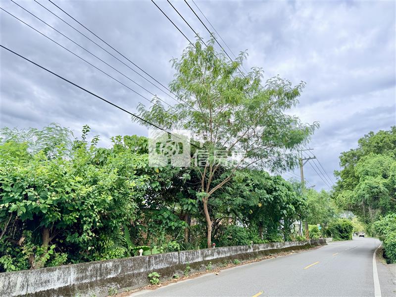 月眉地勢平坦大路邊美農地房屋室內格局與周邊環境