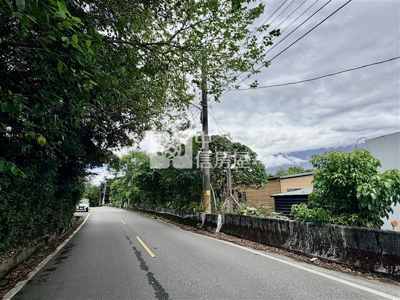 月眉地勢平坦大路邊美農地房屋室內格局與周邊環境