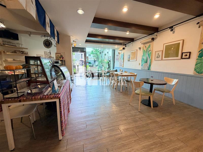 水湳經貿中平路大地坪透店房屋室內格局與周邊環境