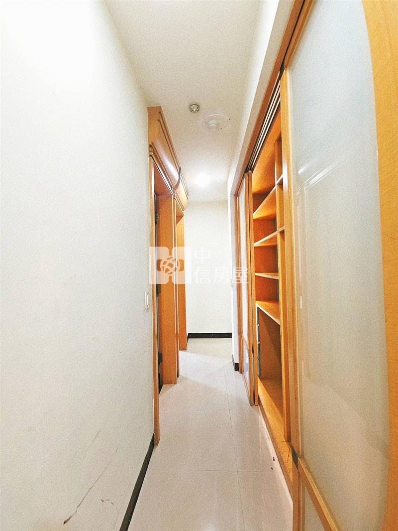 蟠龍名廈大坪數景觀住家房屋室內格局與周邊環境