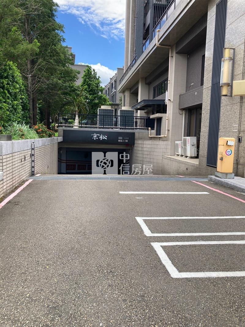 體育園區超值兩房(京松)房屋室內格局與周邊環境