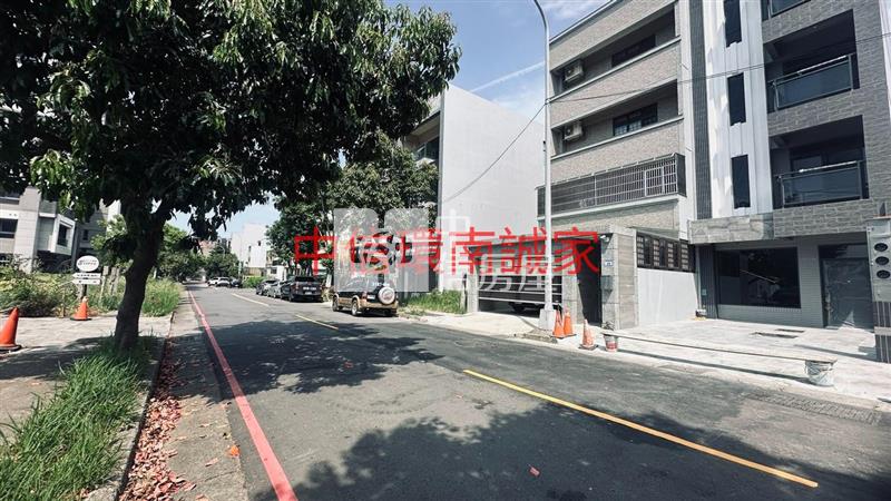 青埔全新邊間電梯別墅房屋室內格局與周邊環境
