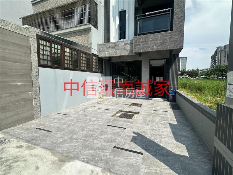 青埔全新邊間電梯別墅房屋室內格局與周邊環境