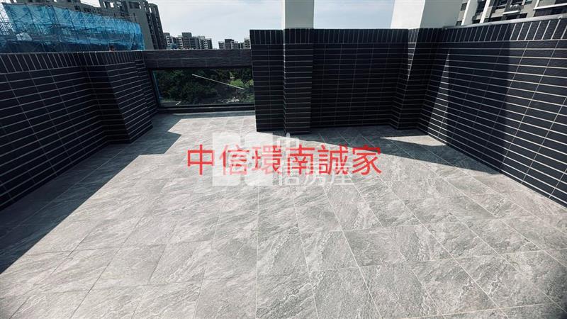 青埔全新邊間電梯別墅房屋室內格局與周邊環境
